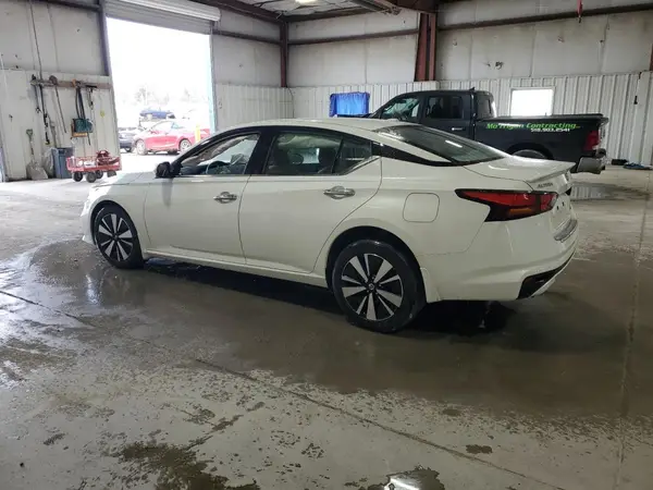 1N4BL4EW2NN413137 2022 NISSAN ALTIMA - Image 2