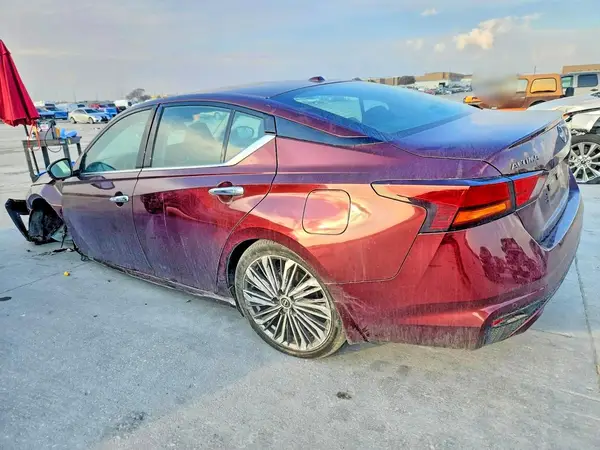 1N4BL4EW2RN357156 2024 NISSAN ALTIMA - Image 2