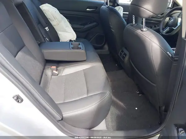 1N4BL4EW2RN408302 2024 NISSAN ALTIMA - Image 8