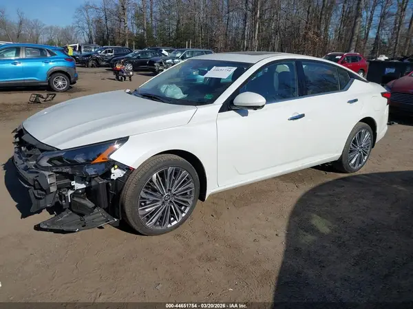 1N4BL4EW2SN412632 2025 NISSAN ALTIMA - Image 2