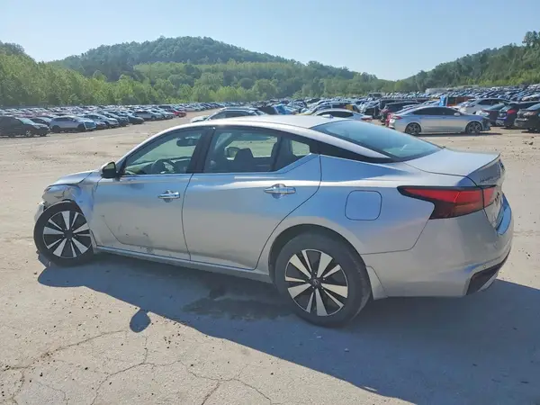 1N4BL4EW3KC129457 2019 NISSAN ALTIMA - Image 2