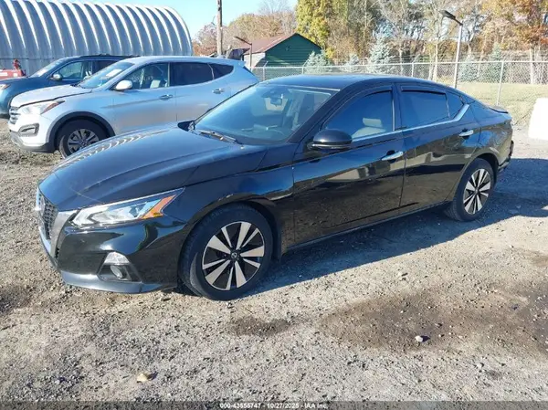 1N4BL4EW3MN374220 2021 NISSAN ALTIMA - Image 2
