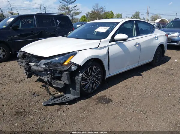 1N4BL4EW3PN321490 2023 NISSAN ALTIMA - Image 2