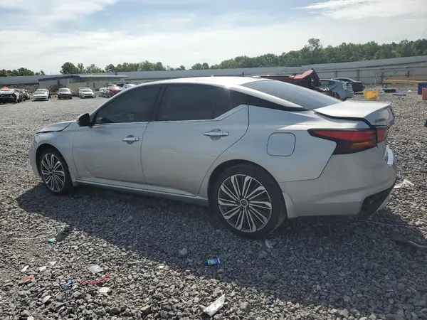 1N4BL4EW3PN341805 2023 NISSAN ALTIMA - Image 2