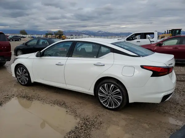 1N4BL4EW3PN363304 2023 NISSAN ALTIMA - Image 2