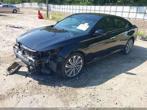 1N4BL4EW3PN376022 2023 NISSAN ALTIMA - Image 2