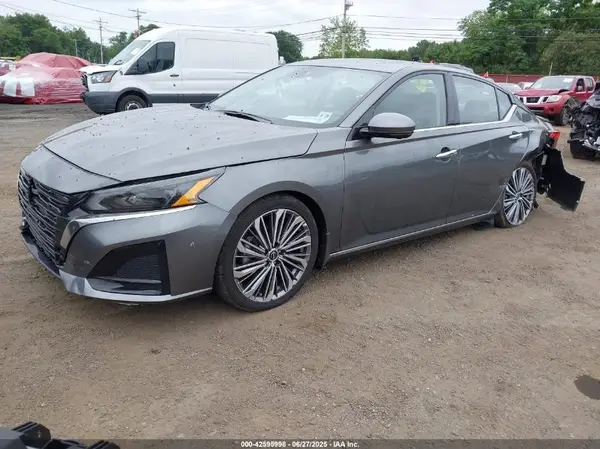 1N4BL4EW3RN437467 2024 NISSAN ALTIMA - Image 2