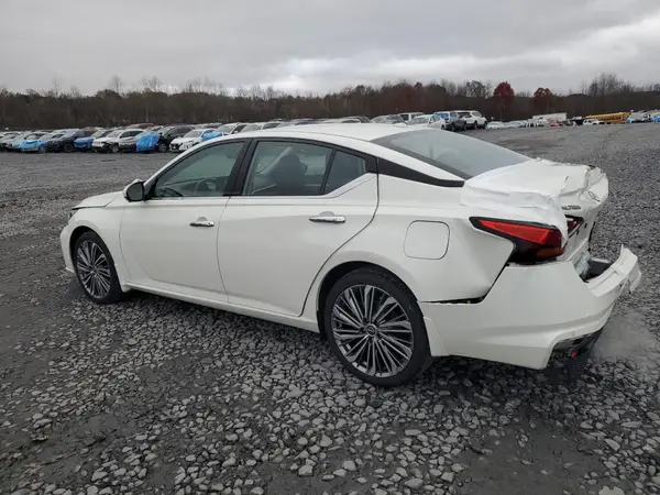 1N4BL4EW3SN303631 2025 NISSAN ALTIMA - Image 2