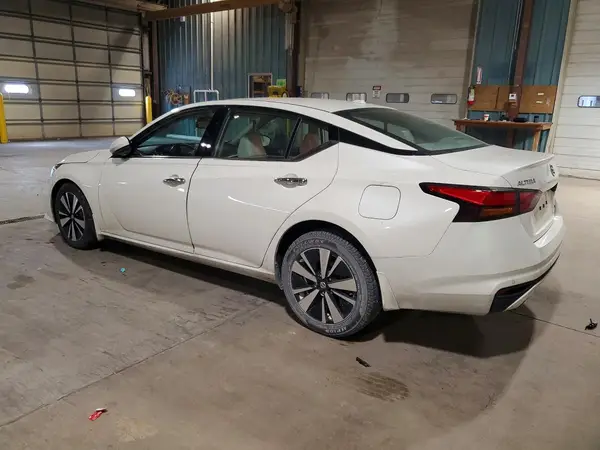 1N4BL4EW4KC135672 2019 NISSAN ALTIMA - Image 2