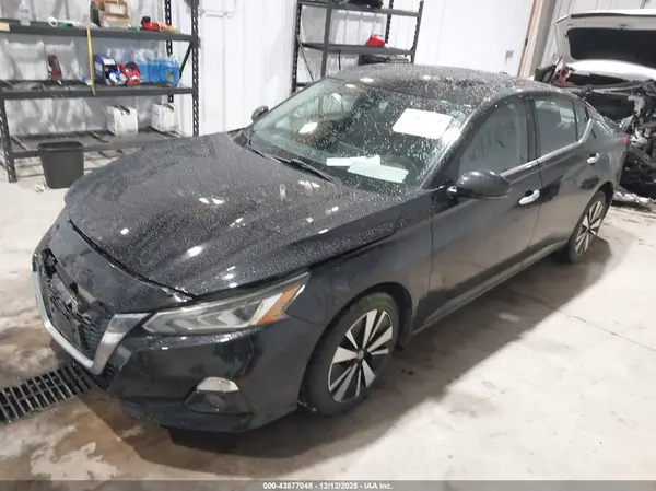 1N4BL4EW4LC148729 2020 NISSAN ALTIMA - Image 2