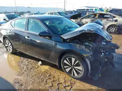 1N4BL4EW4MN302572 2021 NISSAN ALTIMA