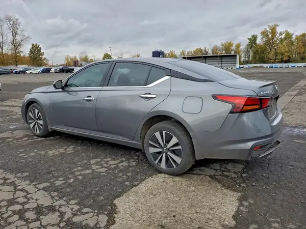 1N4BL4EW4NN417609 2022 NISSAN ALTIMA - Image 2