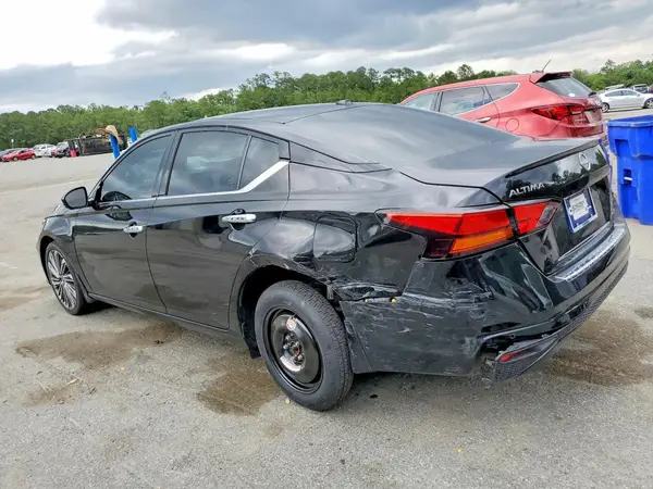 1N4BL4EW4PN351629 2023 NISSAN ALTIMA - Image 2