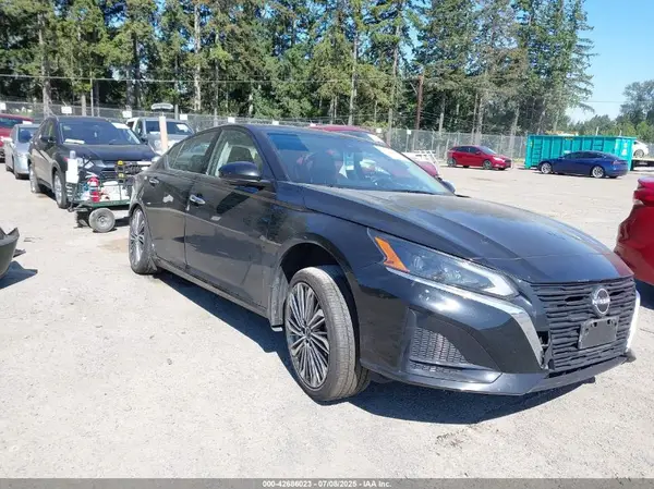 1N4BL4EW4PN364073 2023 NISSAN ALTIMA - Image 1
