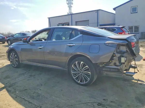1N4BL4EW4RN315765 2024 NISSAN ALTIMA - Image 2
