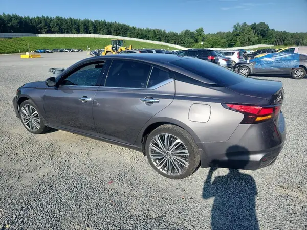 1N4BL4EW4RN315930 2024 NISSAN ALTIMA - Image 2