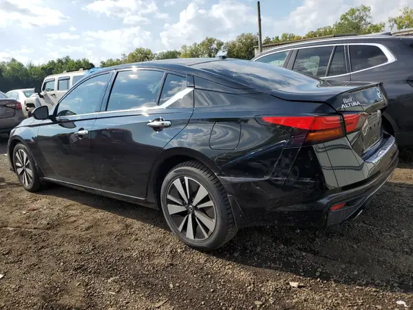 1N4BL4EW5KC212582 2019 NISSAN ALTIMA - Image 2