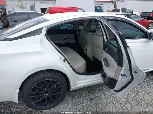 1N4BL4EW5KN304196 2019 NISSAN ALTIMA - Image 8