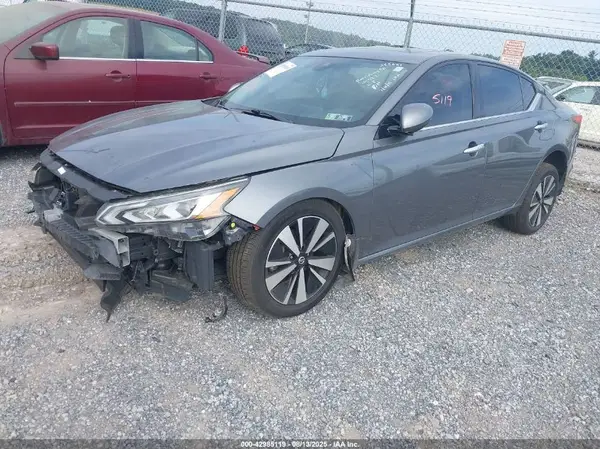 1N4BL4EW5MN385641 2021 NISSAN ALTIMA - Image 2