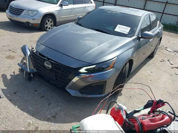 1N4BL4EW5PN357309 2023 NISSAN ALTIMA - Image 2