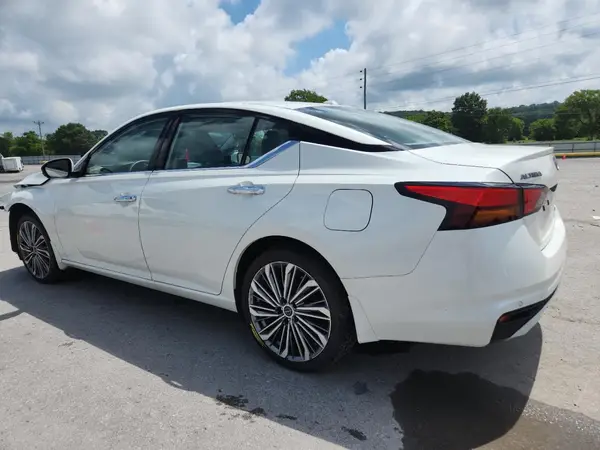 1N4BL4EW5SN328322 2025 NISSAN ALTIMA - Image 2