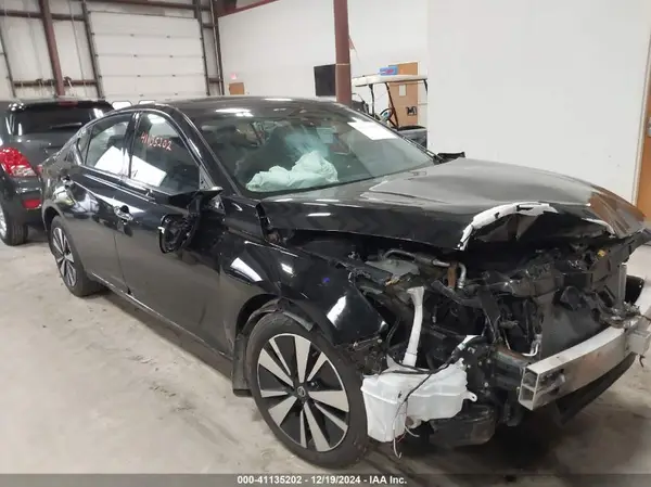 1N4BL4EW6KC185215 2019 NISSAN ALTIMA - Image 1