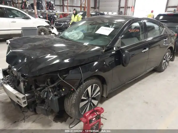 1N4BL4EW6KC185215 2019 NISSAN ALTIMA - Image 2