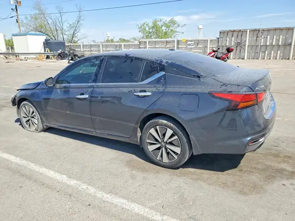 1N4BL4EW6NN402528 2022 NISSAN ALTIMA - Image 2