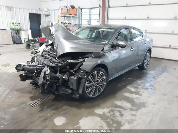 1N4BL4EW6PN378170 2023 NISSAN ALTIMA - Image 2