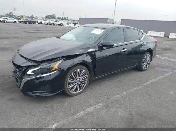 1N4BL4EW6RN302497 2024 NISSAN ALTIMA - Image 2