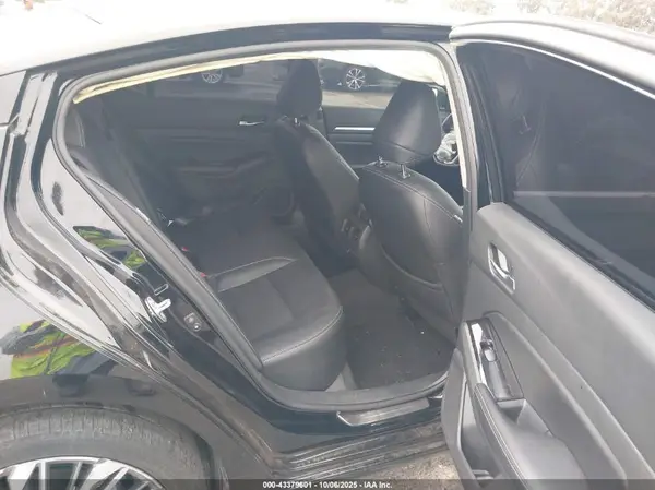 1N4BL4EW6RN302497 2024 NISSAN ALTIMA - Image 8