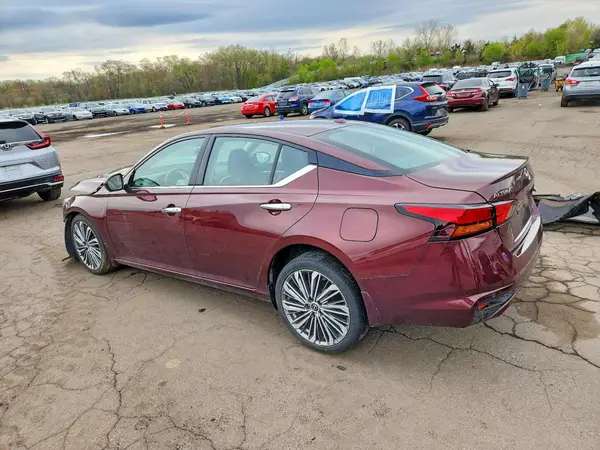 1N4BL4EW6RN311927 2024 NISSAN ALTIMA - Image 2