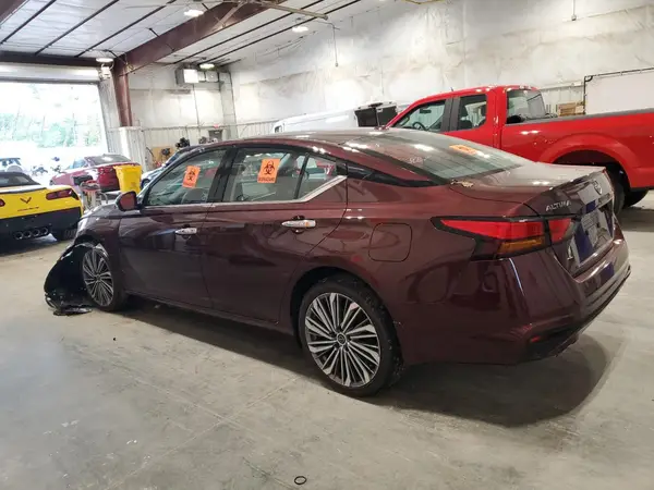 1N4BL4EW6RN390418 2024 NISSAN ALTIMA - Image 2