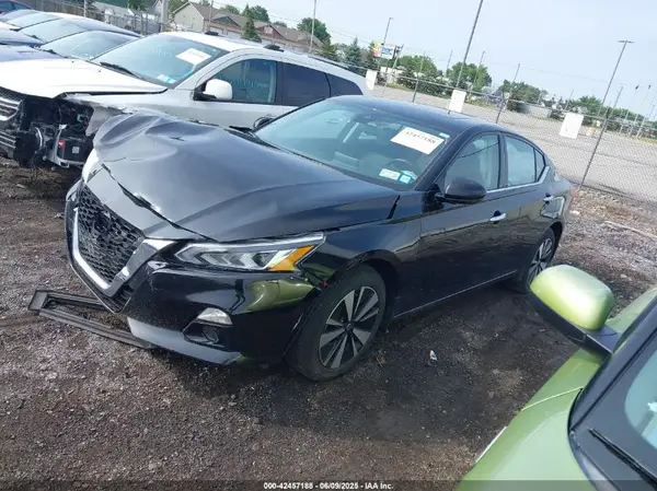 1N4BL4EW7MN343164 2021 NISSAN ALTIMA - Image 2