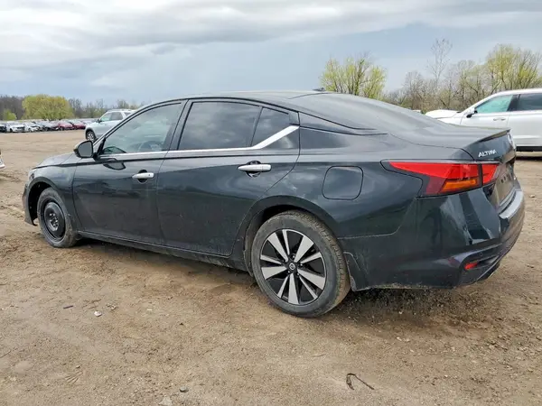 1N4BL4EW7MN353015 2021 NISSAN ALTIMA - Image 2