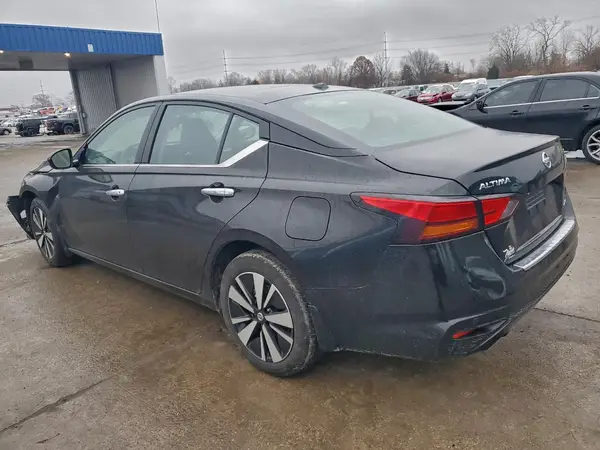 1N4BL4EW7NN320713 2022 NISSAN ALTIMA - Image 2