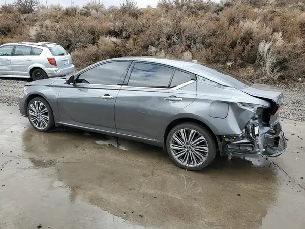 1N4BL4EW7PN401651 2023 NISSAN ALTIMA - Image 2