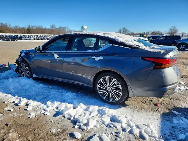 1N4BL4EW7RN330180 2024 NISSAN ALTIMA - Image 2