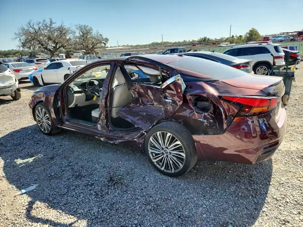 1N4BL4EW7RN388337 2024 NISSAN ALTIMA - Image 2