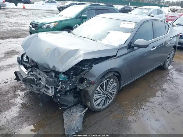 1N4BL4EW7SN351794 2025 NISSAN ALTIMA - Image 2