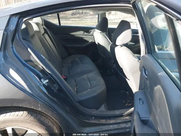 1N4BL4EW8KC153799 2019 NISSAN ALTIMA - Image 8