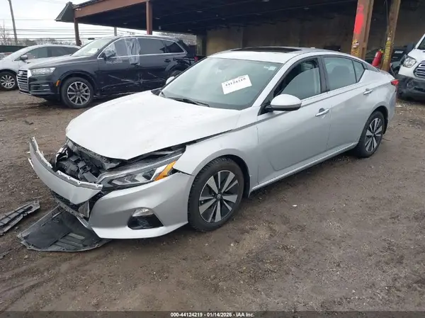 1N4BL4EW8KC156024 2019 NISSAN ALTIMA - Image 2