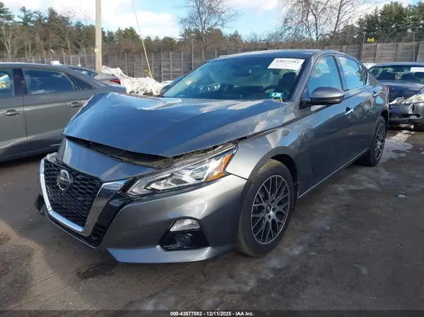 1N4BL4EW8LC115779 2020 NISSAN ALTIMA - Image 2