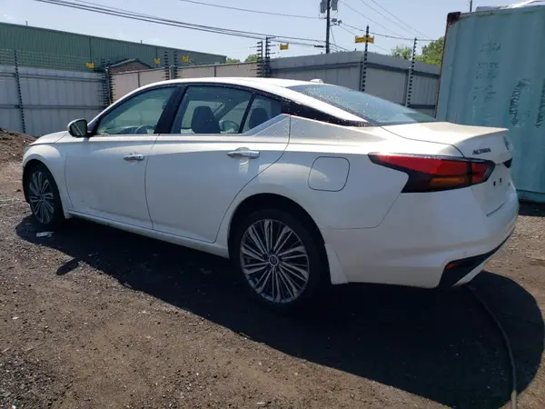 1N4BL4EW8PN363203 2023 NISSAN ALTIMA - Image 2