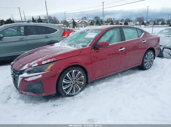 1N4BL4EW8PN416367 2023 NISSAN ALTIMA - Image 2