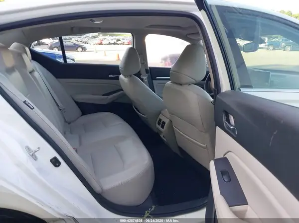 1N4BL4EW9KC152967 2019 NISSAN ALTIMA - Image 8