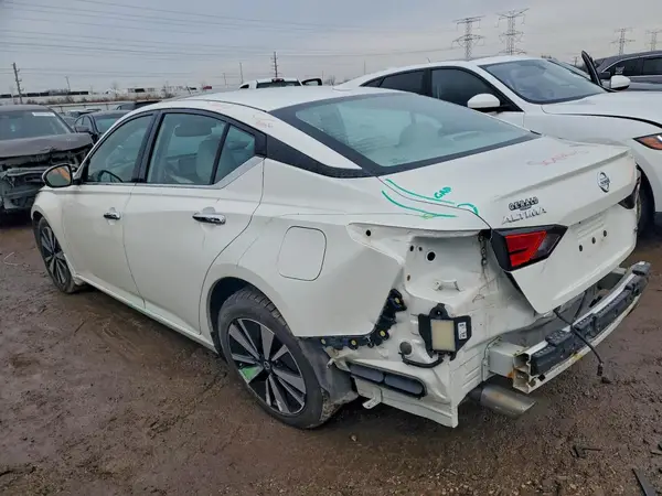 1N4BL4EW9KC196757 2019 NISSAN ALTIMA - Image 2