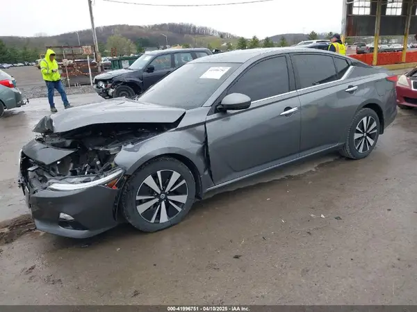 1N4BL4EW9KC222726 2019 NISSAN ALTIMA - Image 2