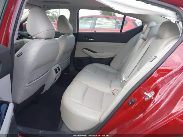 1N4BL4EW9MN352111 2021 NISSAN ALTIMA - Image 8