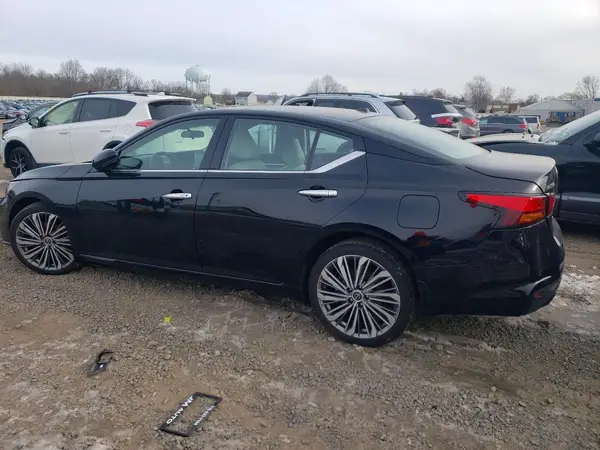 1N4BL4EW9RN327636 2024 NISSAN ALTIMA - Image 2